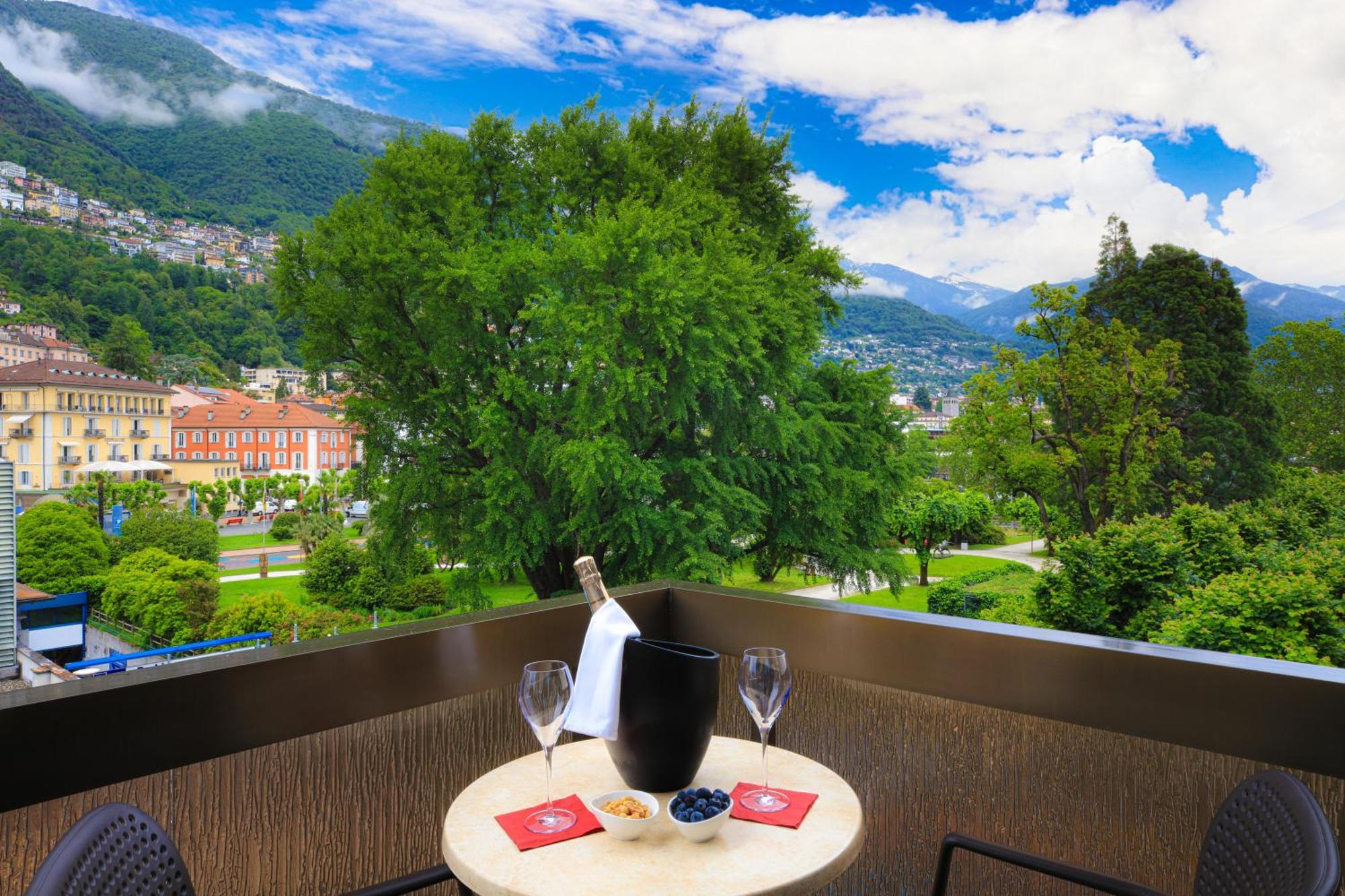 Hotel City Locarno Exteriör bild