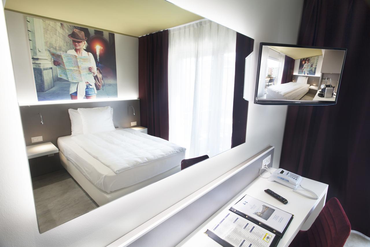 Hotel City Locarno Exteriör bild